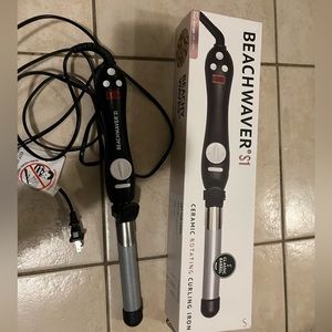 Beachwaver rotating curling iron